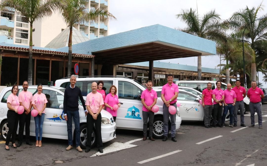 Los taxistas del Valle se unen al rosa en el Día Internacional de Contra el Cáncer de Mama