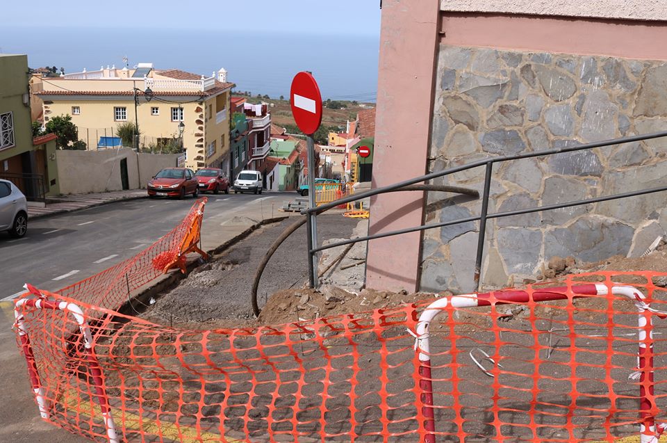 El Ayuntamiento prosigue en el reformado del entorno de las viviendas de San Francisco en Realejo Bajo