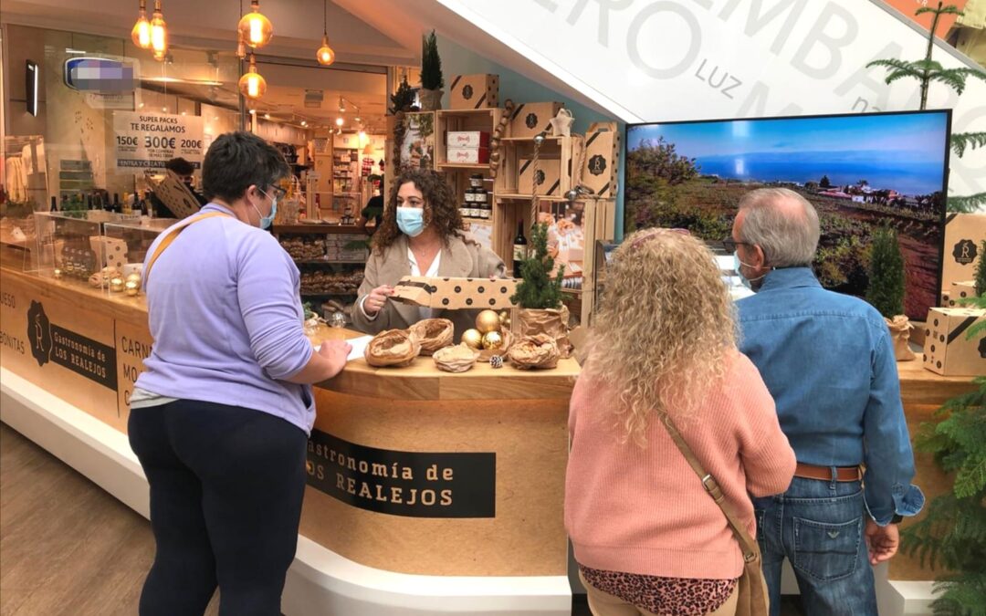 Los Realejos expone y vende el producto con sello gastronómico local en Santa Cruz de Tenerife