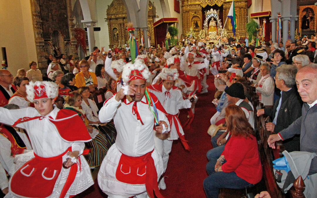 Los Realejos incoa expediente de distinción honorífica al pueblo de Sabinosa a través de su agrupación folclórica