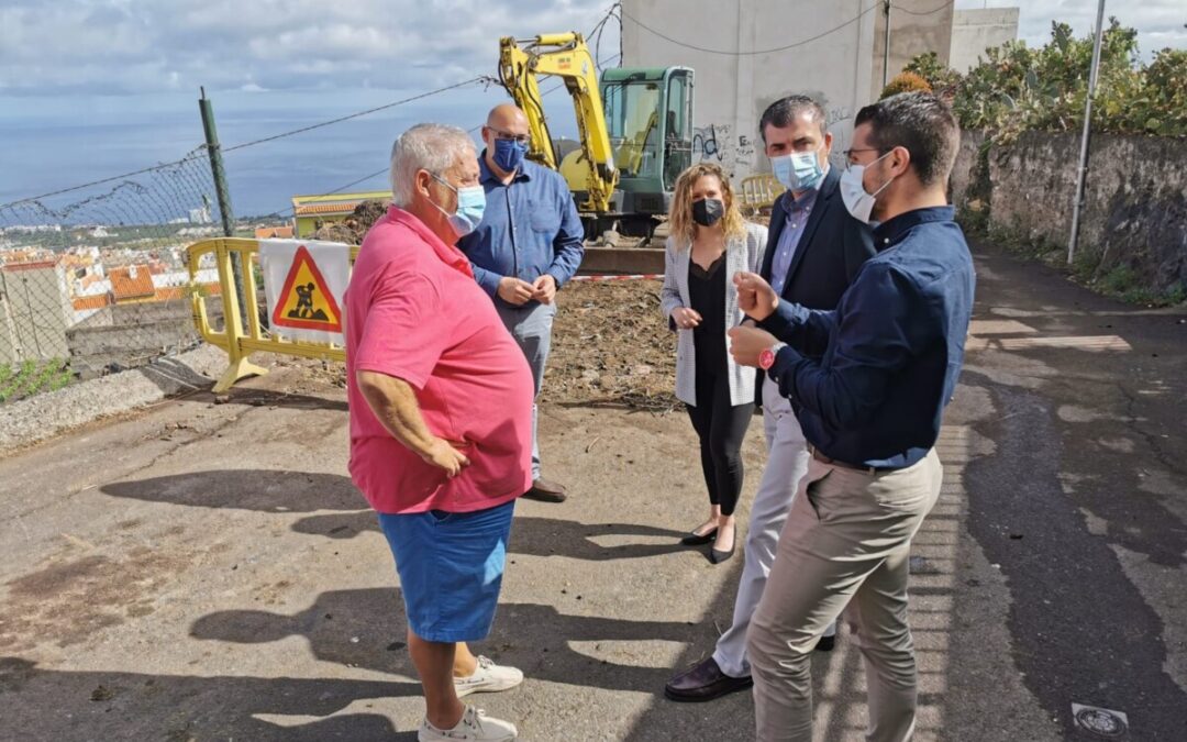 El Ayuntamiento ejecuta la demolición del inmueble en abandono y riesgo de derrumbe ubicado en Lomo La Era