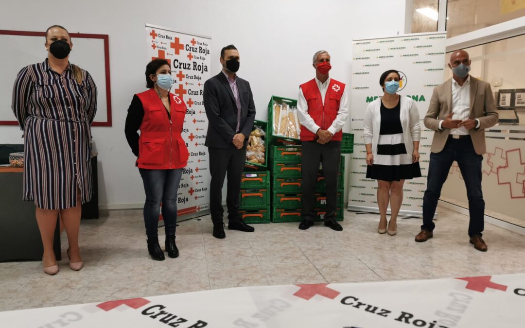 Mercadona donará periódicamente alimentos a Cruz Roja para destinarlos a familias con necesidades del Valle