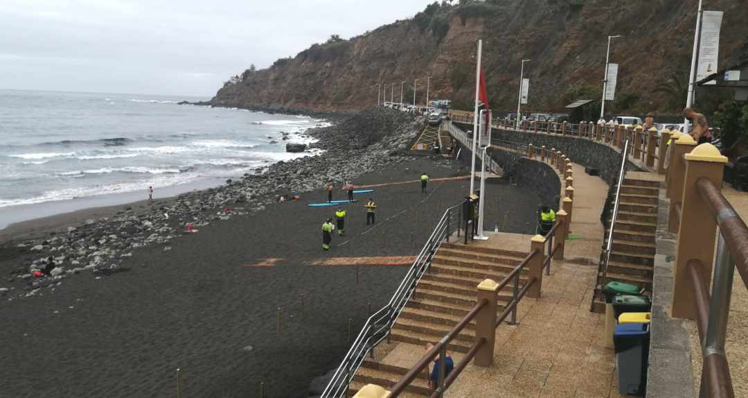 El Ayuntamiento retoma la parcelación de la playa de El Socorro como medida de control de aforo