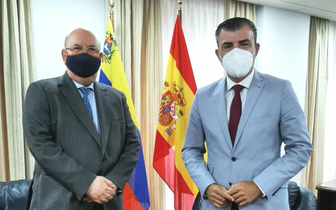 El embajador de Venezuela en España visita Los Realejos