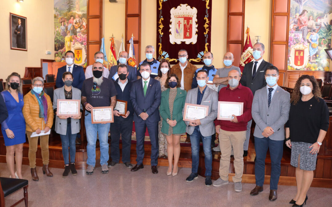El Ayuntamiento de Los Realejos reconoce con medallas al mérito por 30, 25 y 15 años de servicio a personal municipal