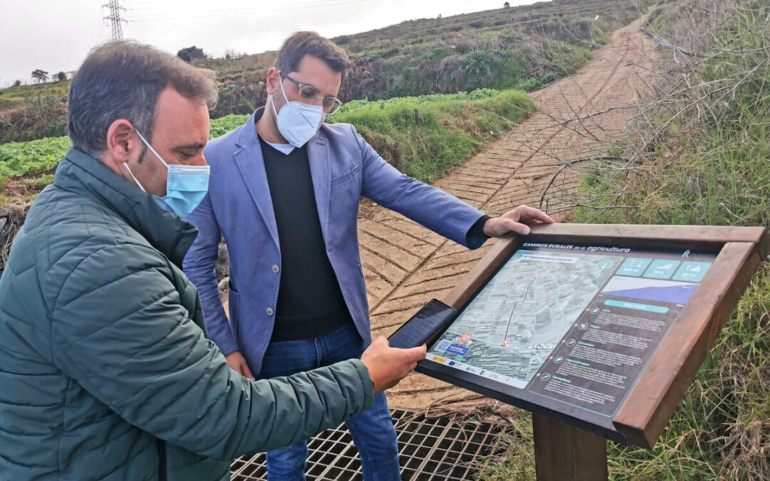 Los Realejos señaliza una veintena de caminos rurales con mesas interpretativas con información agrícola y turística