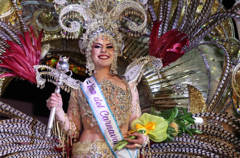Ainhoa Farráis González es la Reina del Carnaval de Los Realejos 2022
