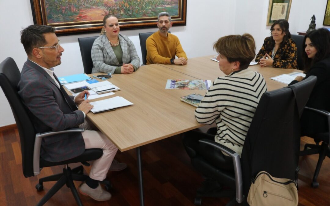 Los Realejos y Factoría Social inician un proyecto de participación e integración social en La Montaña