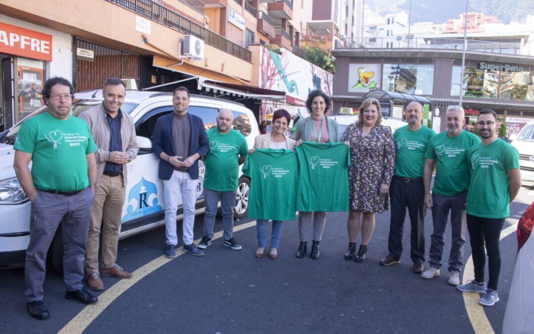 Ayuntamiento y taxistas de Los Realejos visibilizan la lucha contra el cáncer en colaboración con la AECC