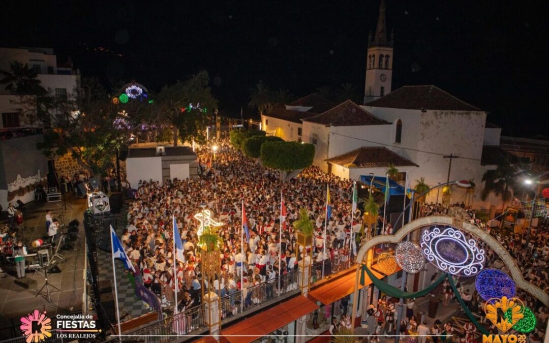 Los Realejos celebra este sábado su Baile de Magos de las Fiestas de Mayo con cuatro espacios musicales