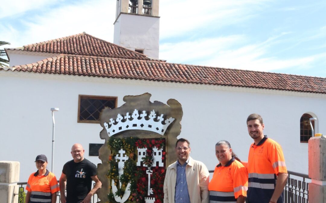 Escudos de Los Realejos en jardines verticales en Realejo Alto y Realejo Bajo